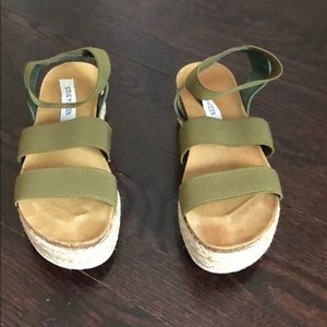 Steve Madden sandals